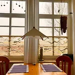 Apartment Zu Den Huehnergoettern Fuer 7nae In Hs - 2nae In Ns Rostock