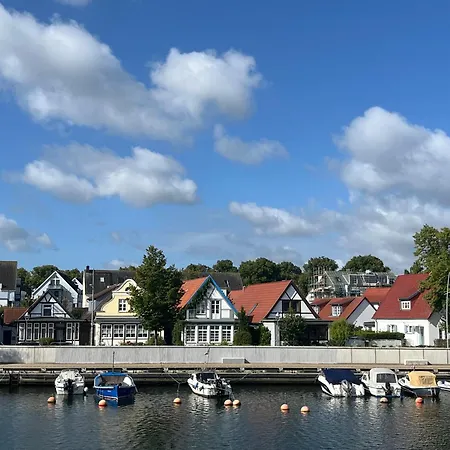 Zu Den Hühnergöttern Für 7nä In Hs Apartment Rostock